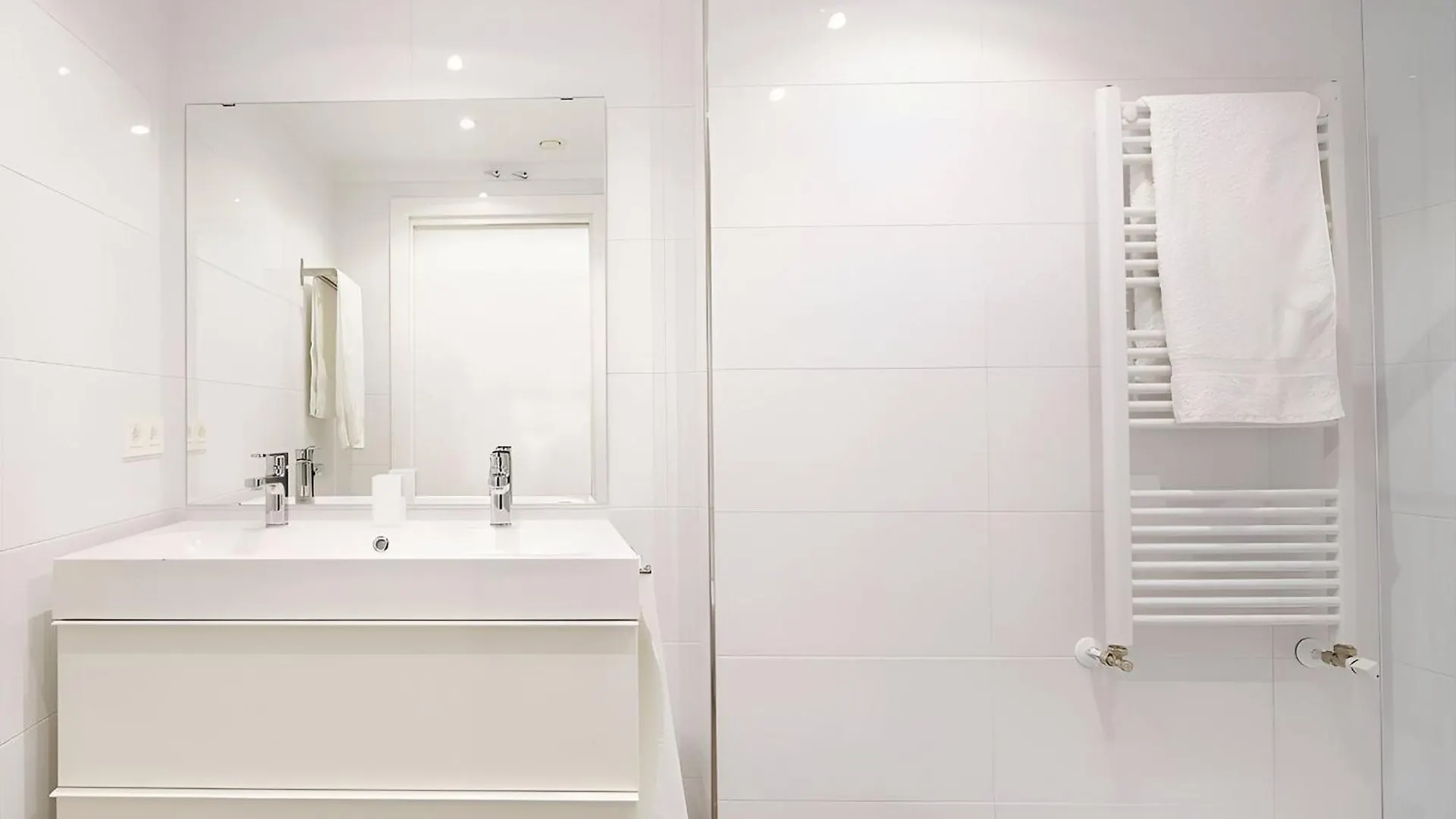 Acogedor Y Luminoso Apartamento Cerca De La Playa San Sebastian Apartment